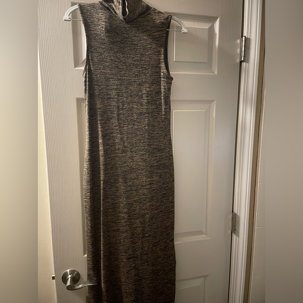 Sweater sleeveless midi sweater dress